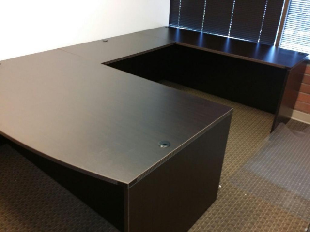 72"x108" Bow Front U Desk Unit (no drawers)