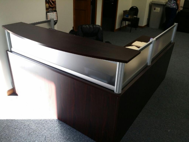 72"x78" Plexy Glass Reception L Desk (no Drawers)