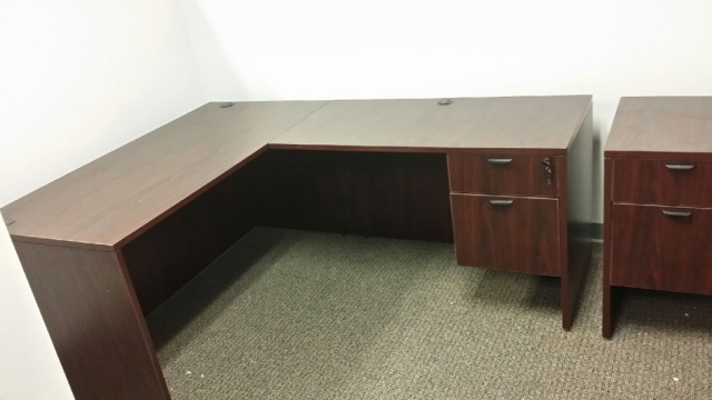 60"x66" L Desk Straight Front With Hanging 2 Drawer File Unit